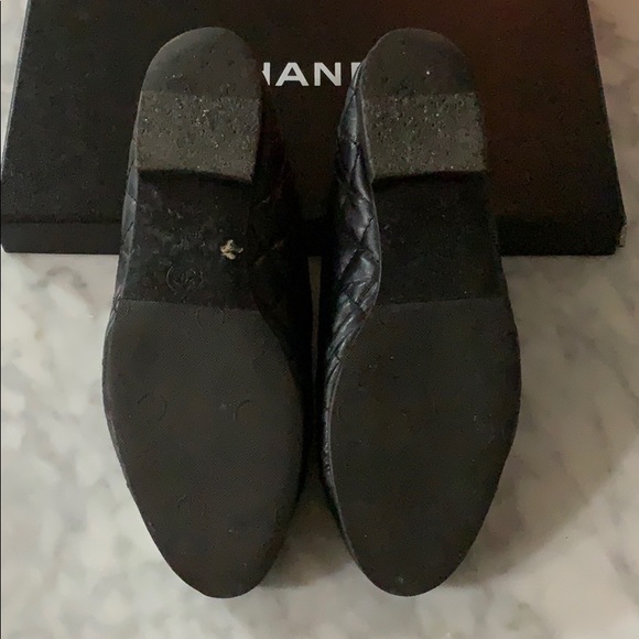 Authentic Chanel Quilted Flats in size 36.5 - Picture 3 of 7